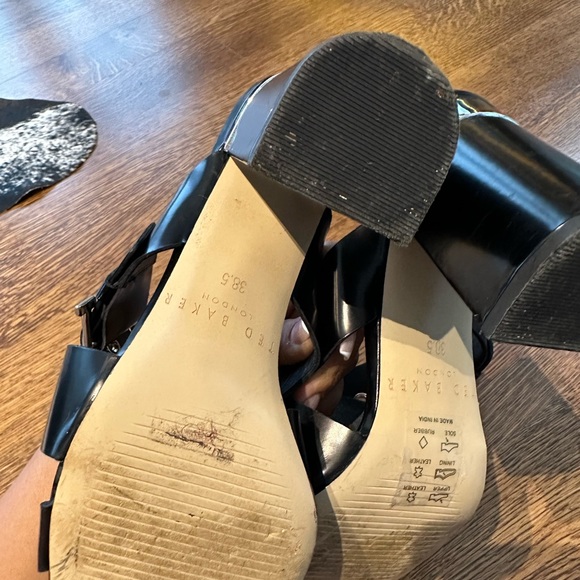 Ted Baker sandals - Picture 3 of 3